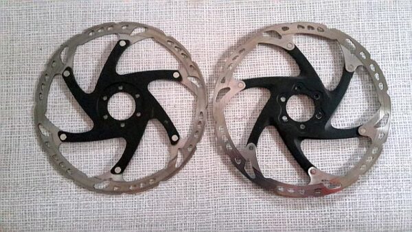 Vier gebrauchte Shimano Bremsscheiben 203 mm