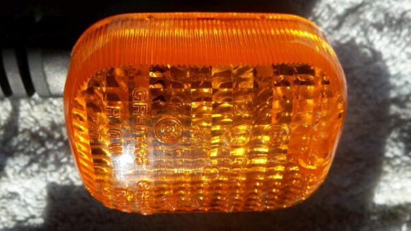 Ein Satz neuer Blinker ähnlich CEV 377/378 – Bild 2