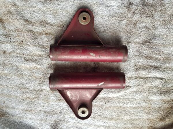 Gilera 200 T4: Satz Lampenhalter