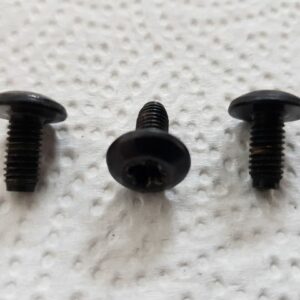 Gilera Saturno: Satz gebrauchter, originaler Befestigungsschrauben für Auspuff Beinschutz