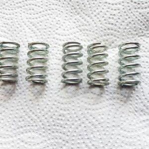 Gilera Saturno, alle BI4: Ein Satz neuer, verstärkter Kupplungsfedern