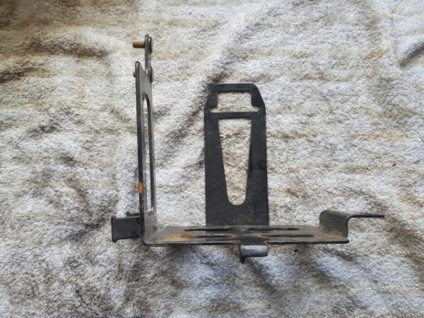 Gilera RC 600, Nordwest: Batteriehalter