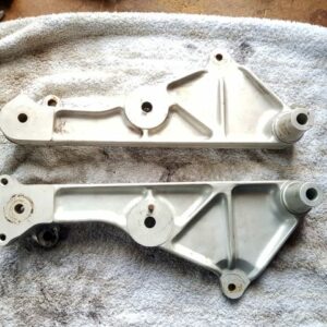 Gilera Saturno: Satz gebrauchter Rahmen-Motor-Halteplatten