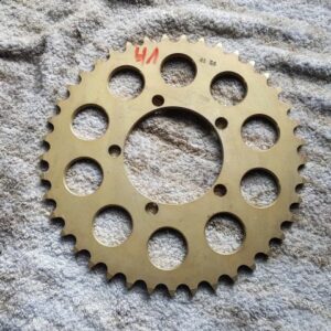 Gilera Saturno: Neues Kettenblatt Alu 41 Zähne