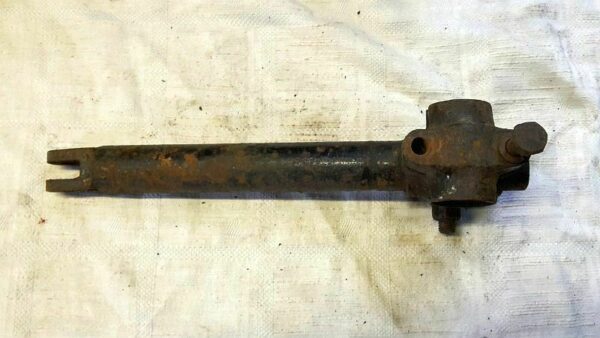 Eine gebrauchte, untere Anschlussstrebe – Bild 2