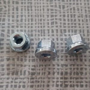 Gilera Saturno, alla BI4: Auspuffkrümmer 4 Spezialmuttern