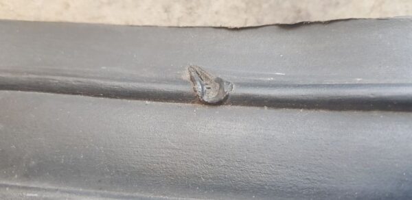 Gilera 600: Kotflügelmittelstück mit Reifenabdeckung, gebraucht – Bild 5
