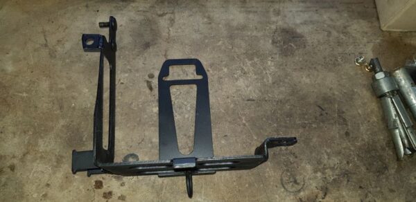 Gilera RC 600, Nordwest: Gebrauchter Batteriehalter – Bild 2