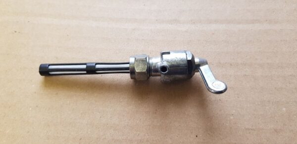 Diverse, neue Benzinhähne M12 x 1 mm – Bild 8