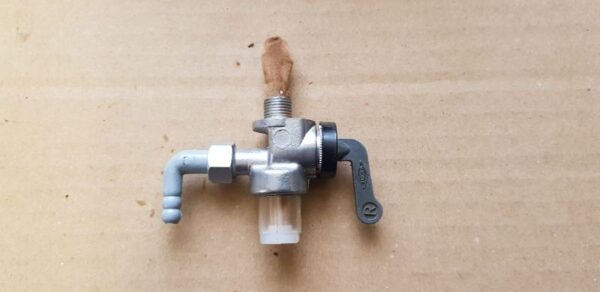 Diverse, neue Benzinhähne M12 x 1 mm – Bild 10