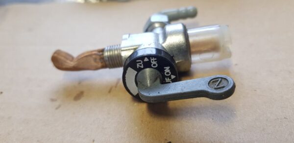 Diverse, neue Benzinhähne M12 x 1 mm – Bild 11