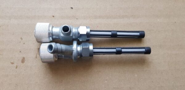 Diverse, neue Benzinhähne M12 x 1 mm – Bild 13