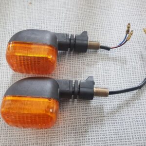 2 neue/neuwertige linke Blinker, ähnlich CEV 378