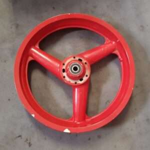 Gilera Saturno: Neues Vorderrad